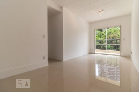 Sala de apartamento para alugar com 2 quartos, 68m² em Jardim Tupanci, Barueri