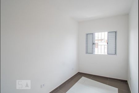 Quarto 1 de apartamento para alugar com 2 quartos, 38m² em São João Clímaco, São Paulo