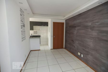 Sala de apartamento à venda com 2 quartos, 44m² em Cascadura, Rio de Janeiro