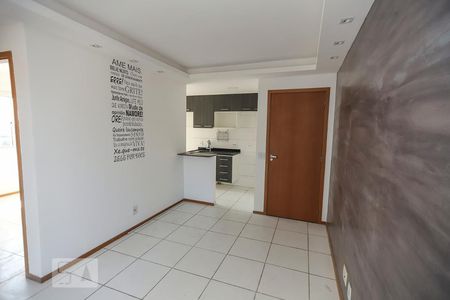 Sala de apartamento à venda com 2 quartos, 44m² em Cascadura, Rio de Janeiro