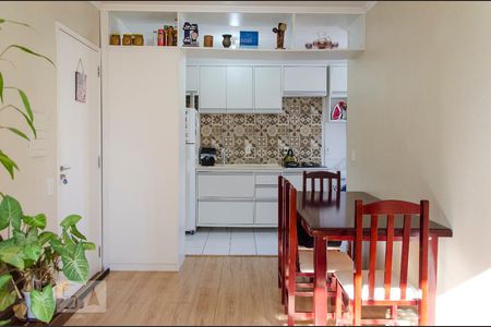 Sala de apartamento à venda com 2 quartos, 46m² em Bairro Fátima, Canoas