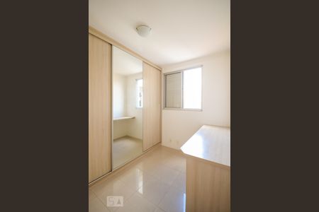 Quarto 2 de apartamento para alugar com 3 quartos, 64m² em Vila Bertioga, São Paulo