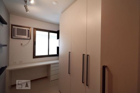 Quarto 1 de apartamento para alugar com 3 quartos, 85m² em Recreio dos Bandeirantes, Rio de Janeiro