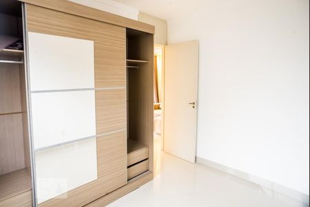 Quarto 2 de apartamento para alugar com 3 quartos, 51m² em Sarandi, Porto Alegre