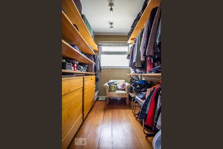 Quarto suíte closet de apartamento para alugar com 1 quarto, 87m² em Jardim Paulistano, São Paulo