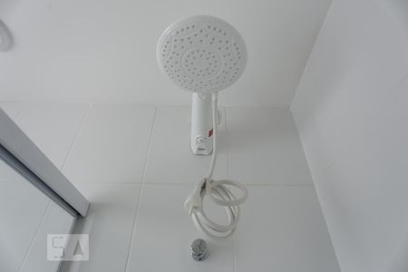 Banheiro de apartamento para alugar com 1 quarto, 20m² em República, São Paulo