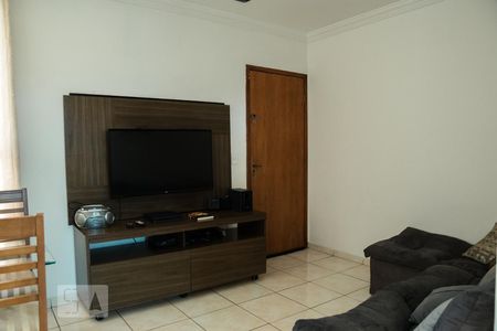 Sal de apartamento para alugar com 2 quartos, 45m² em Piratininga (venda Nova), Belo Horizonte