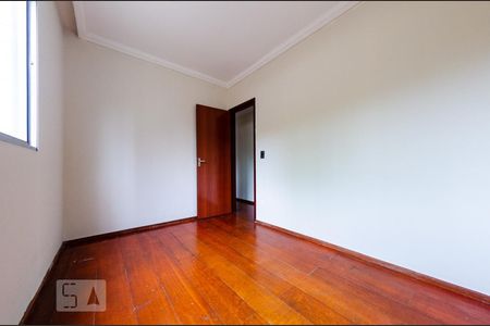 Quarto 1 de apartamento à venda com 3 quartos, 80m² em João Pinheiro, Belo Horizonte