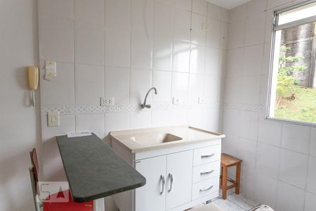 Sala Cozinha integrada de apartamento à venda com 2 quartos, 32m² em Conceição, Diadema