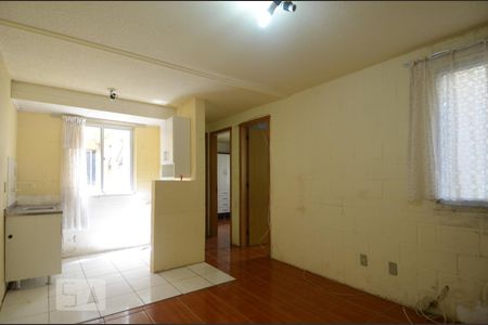 Sala de apartamento à venda com 2 quartos, 38m² em Cavalhada, Porto Alegre