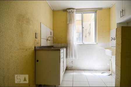 Cozinha de apartamento à venda com 2 quartos, 38m² em Cavalhada, Porto Alegre