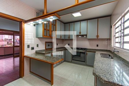 Cozinha de apartamento à venda com 3 quartos, 190m² em Centro, Canoas