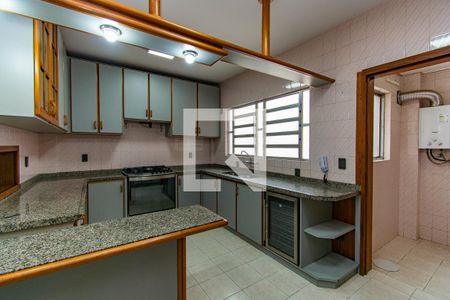 Cozinha de apartamento à venda com 3 quartos, 190m² em Centro, Canoas