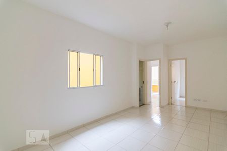Sala de apartamento para alugar com 2 quartos, 68m² em Vila Progresso, Santo André