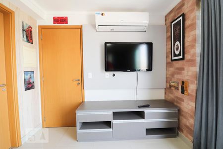 Sala de apartamento para alugar com 2 quartos, 75m² em Setor Bueno, Goiânia