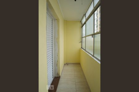 SACADA QUARTO 2 de apartamento para alugar com 2 quartos, 75m² em Santa Teresinha, São Paulo