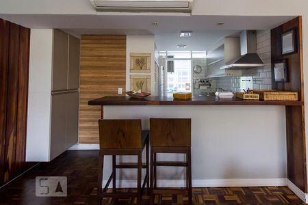 Sala de apartamento à venda com 4 quartos, 140m² em Jardim Paulista, São Paulo