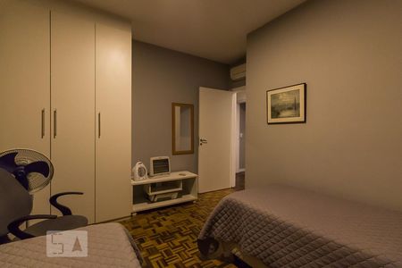 Quarto 1 de apartamento à venda com 4 quartos, 140m² em Jardim Paulista, São Paulo