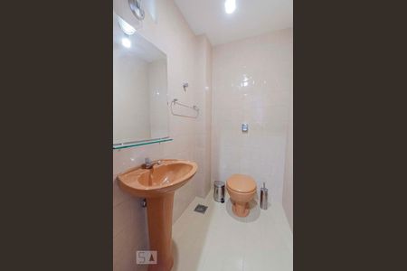 Lavabo de apartamento para alugar com 4 quartos, 205m² em Tijuca, Rio de Janeiro