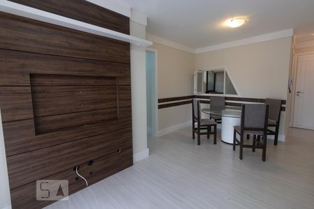 Sala de apartamento para alugar com 2 quartos, 58m² em Juvevê, Curitiba