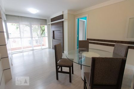 Sala de apartamento para alugar com 2 quartos, 58m² em Juvevê, Curitiba