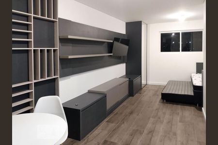 Estúdio de kitnet/studio para alugar com 1 quarto, 23m² em Centro, Curitiba