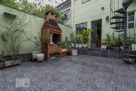 Quintal de casa à venda com 4 quartos, 250m² em Vila Mascote, São Paulo