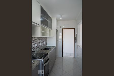 COZINHA de apartamento à venda com 2 quartos, 65m² em Vila Roque, São Paulo