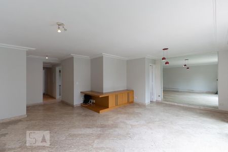 Sala de apartamento à venda com 3 quartos, 130m² em Real Parque, São Paulo