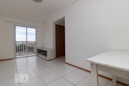 Sala de apartamento para alugar com 2 quartos, 48m² em Todos Os Santos, Rio de Janeiro