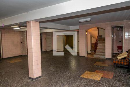 Casa para alugar com 403m², 3 quartos e 4 vagas Casa para alugar com 403m², 3 quartos e 4 vagasGaragem