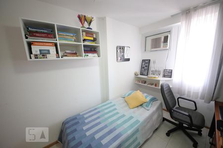 Quarto de apartamento para alugar com 2 quartos, 111m² em Santa Rosa, Niterói