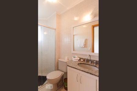 Banheiro da suíte 1 de apartamento para alugar com 4 quartos, 156m² em Anchieta, São Bernardo do Campo