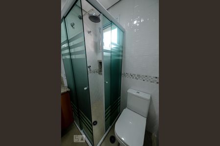 Apartamento à venda com 126m², 3 quartos e 2 vagas Apartamento à venda com 126m², 3 quartos e 2 vagasDetalhe banheiro Social