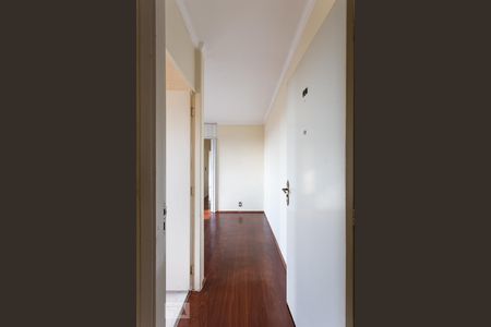 Corredor 1 de apartamento à venda com 3 quartos, 70m² em Loteamento Country Ville, Campinas