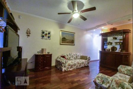 Sala de casa à venda com 3 quartos, 125m² em Vila Arriete, São Paulo
