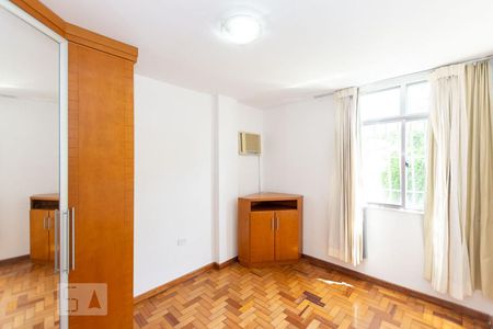 Quarto 2 de apartamento para alugar com 2 quartos, 60m² em Fonseca, Niterói