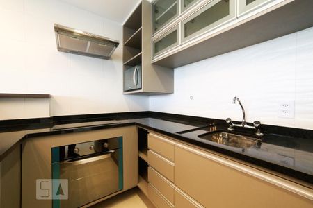 Cozinha de apartamento para alugar com 1 quarto, 59m² em Vila Cruzeiro, São Paulo