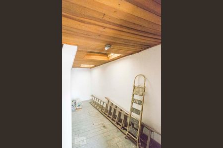 Sala de casa à venda com 4 quartos, 254m² em Jardim das Vertentes, São Paulo