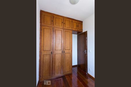 Quarto 1 de apartamento para alugar com 2 quartos, 60m² em Nova Cachoeirinha, Belo Horizonte