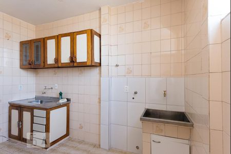 Cozinha e Área de Serviço de apartamento para alugar com 2 quartos, 60m² em Nova Cachoeirinha, Belo Horizonte