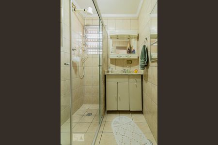 Banheiro  de apartamento à venda com 2 quartos, 76m² em Vila Bastos, Santo André