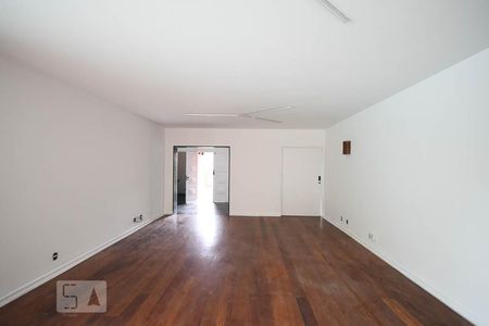 Sala 1 de casa à venda com 4 quartos, 400m² em Butantã, São Paulo