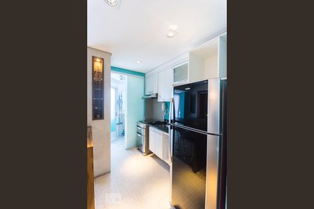 Cozinha de apartamento para alugar com 1 quarto, 41m² em Vila Olimpia, São Paulo