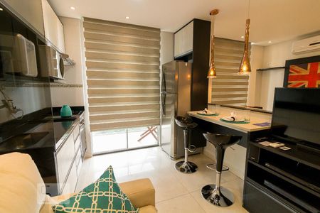 Cozinha de kitnet/studio à venda com 1 quarto, 36m² em Vila Augusta, Guarulhos