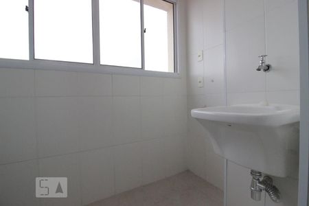 Área de Serviço de apartamento para alugar com 2 quartos, 53m² em Jardim Peri, São Paulo