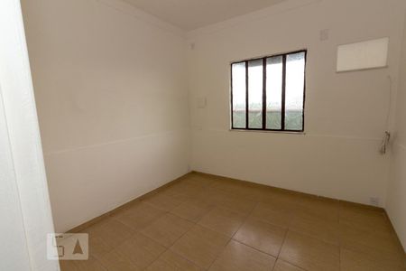 Quarto 1 de casa para alugar com 2 quartos, 60m² em Colégio, Rio de Janeiro