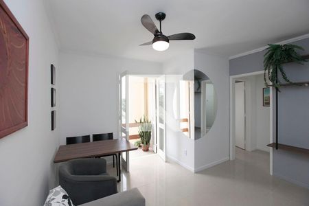 Sala de apartamento para alugar com 1 quarto, 45m² em Petrópolis, Porto Alegre