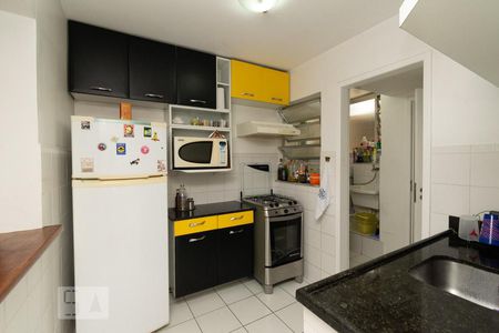 COZINHA de apartamento à venda com 2 quartos, 85m² em São Domingos, Niterói