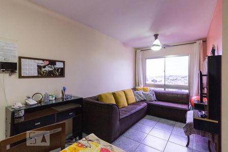 Sala de apartamento à venda com 3 quartos, 68m² em Jardim Peri, São Paulo